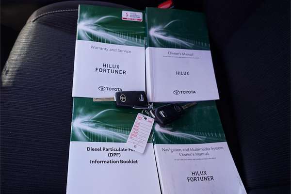 2021 Toyota Hilux SR GUN126R 4X4