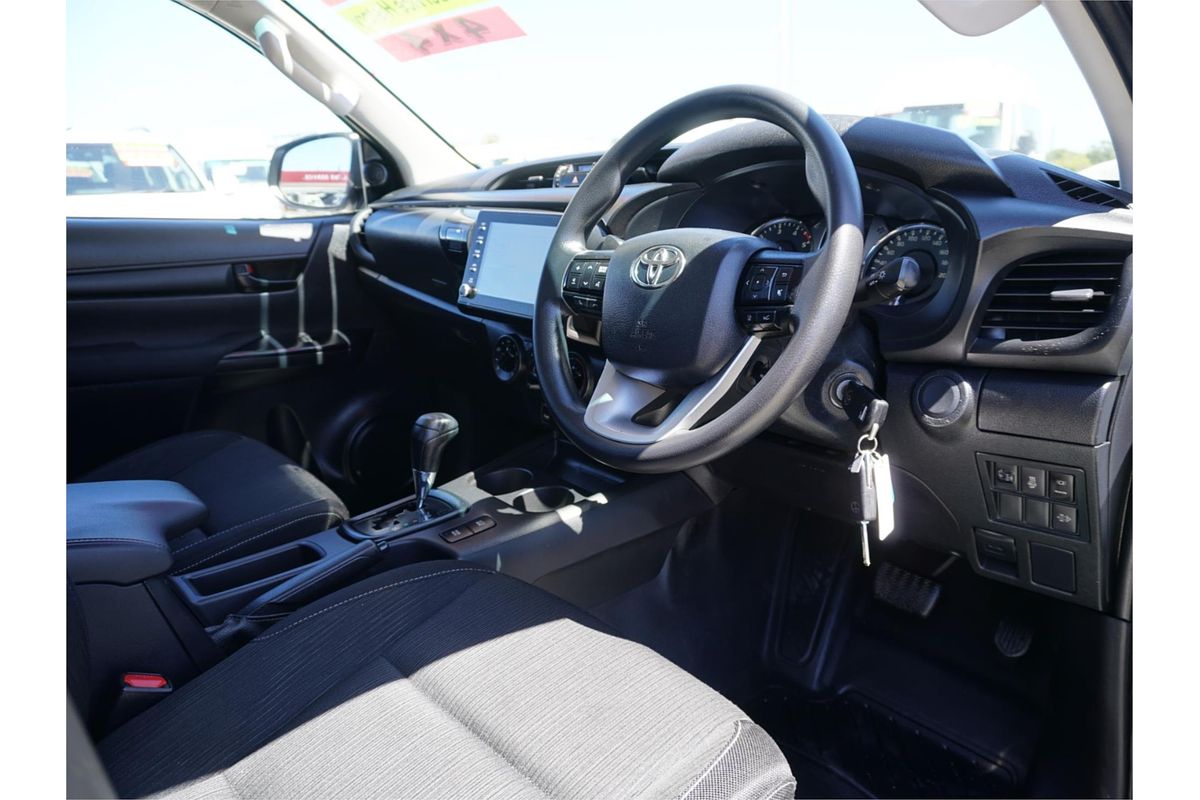 2021 Toyota Hilux SR GUN126R 4X4