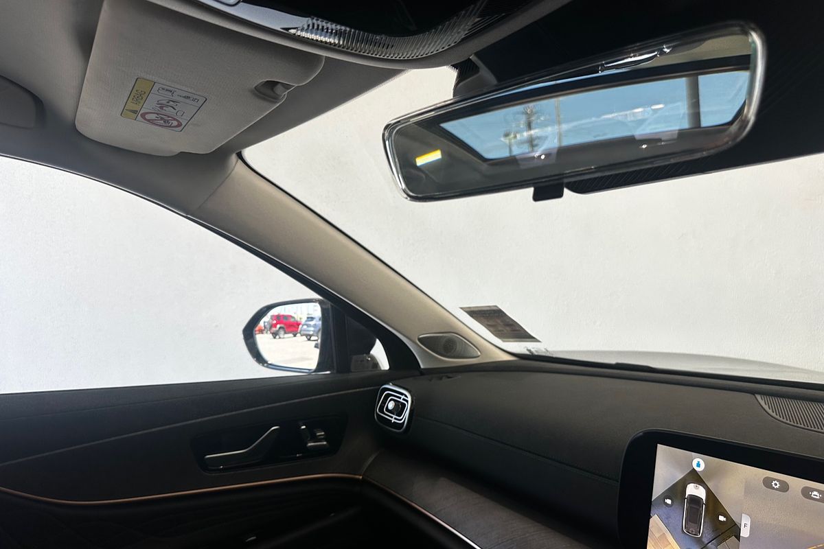 2025 Jaecoo J8 Track