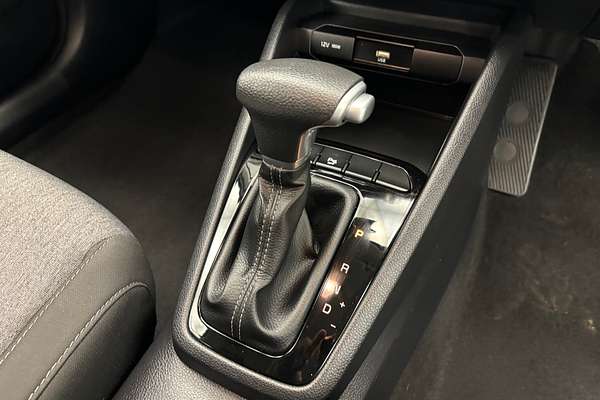 2023 Kia Stonic S YB