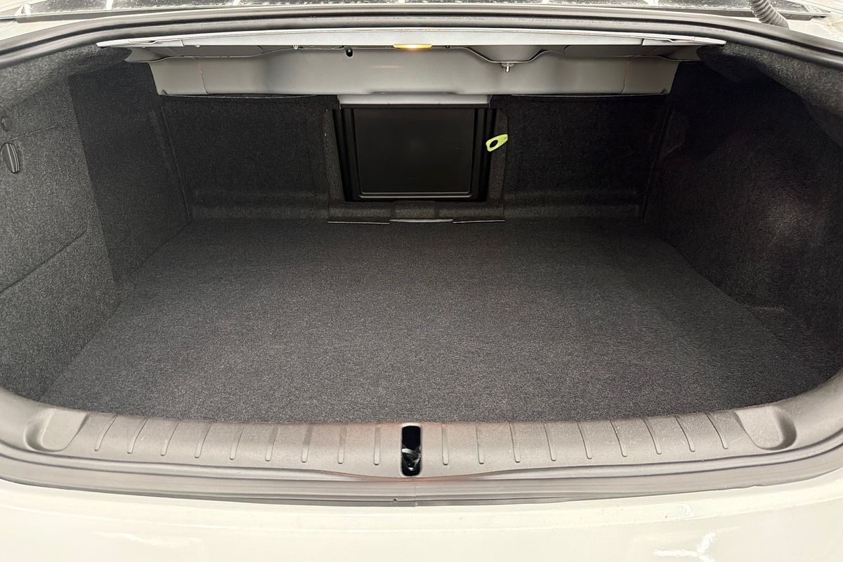 2014 Holden Commodore SV6 Storm VF