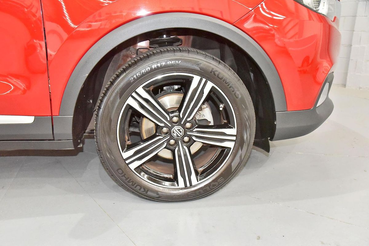 2021 MG ZS Essence AZS1