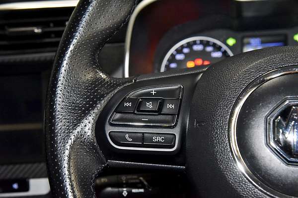 2021 MG ZS Essence AZS1