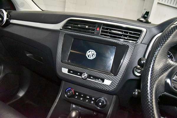 2021 MG ZS Essence AZS1