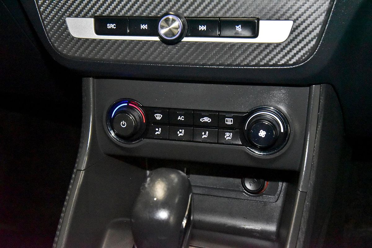 2021 MG ZS Essence AZS1