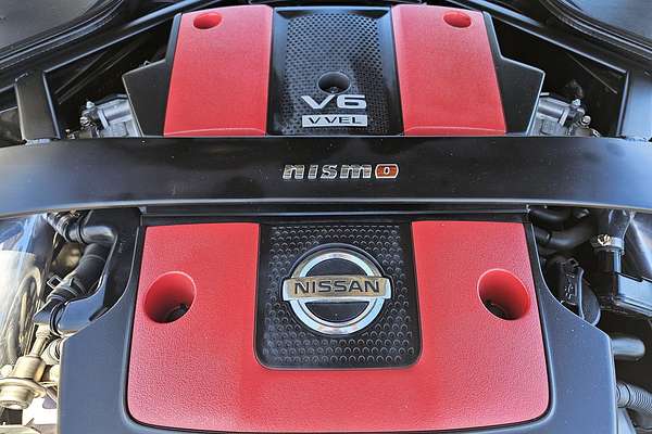 2017 Nissan 370Z NISMO Z34