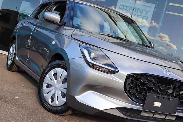 2025 Suzuki Swift Hybrid UZ