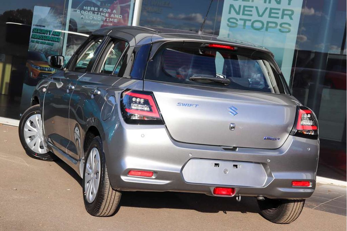 2025 Suzuki Swift Hybrid UZ