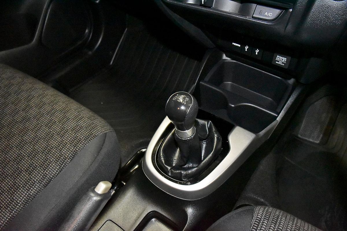 2015 Honda Jazz VTi GF