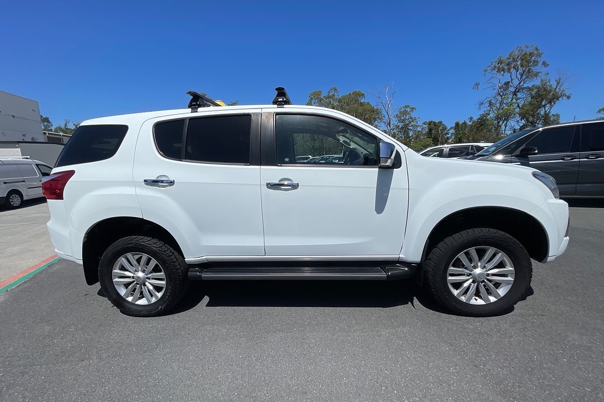 2017 Isuzu MU-X LS-U