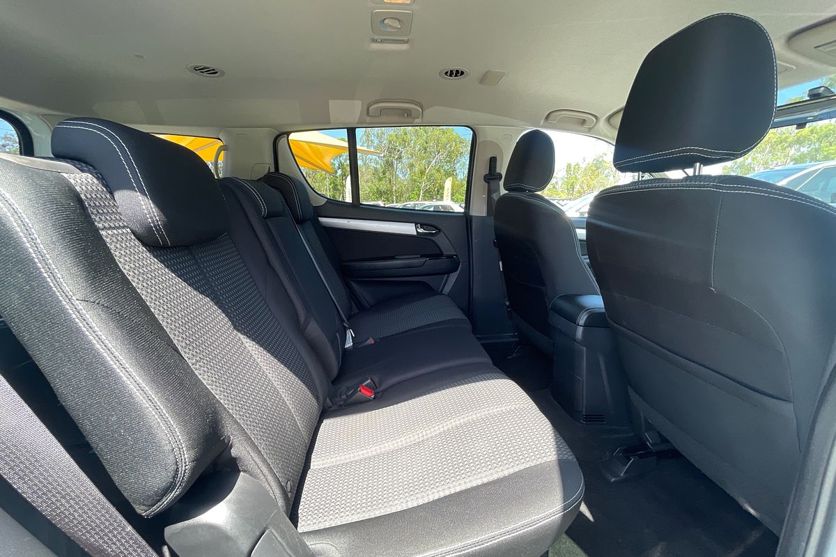 2017 Isuzu MU-X LS-U