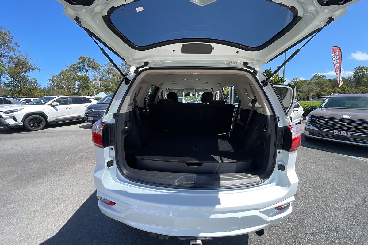 2017 Isuzu MU-X LS-U