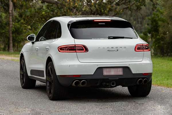 2016 Porsche Macan S 95B