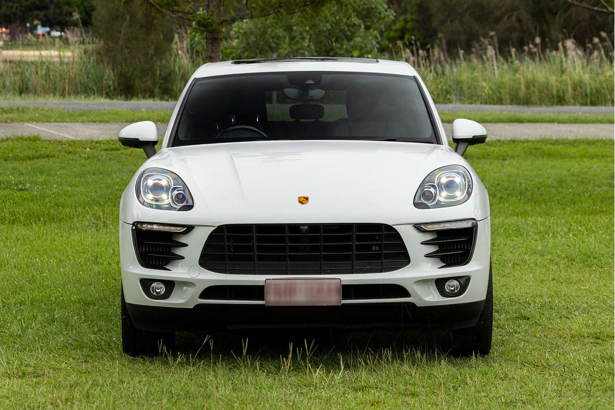2016 Porsche Macan S 95B