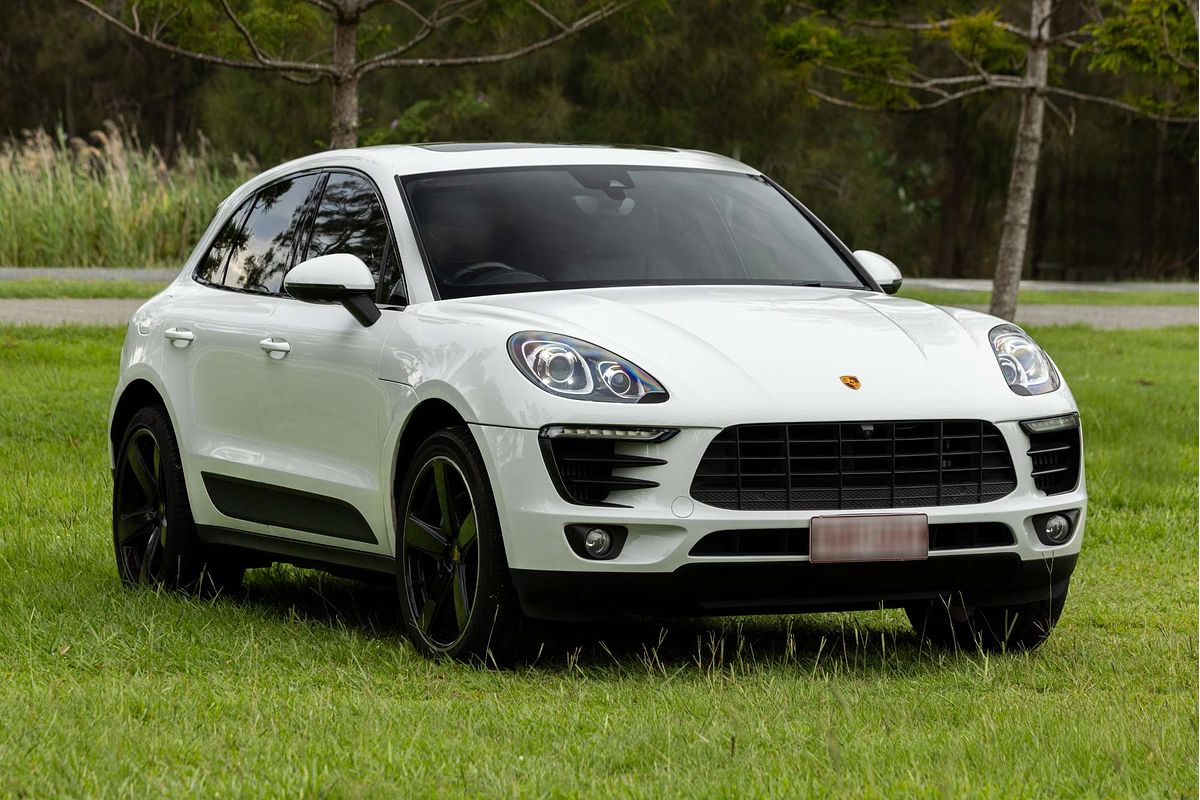2016 Porsche Macan S 95B