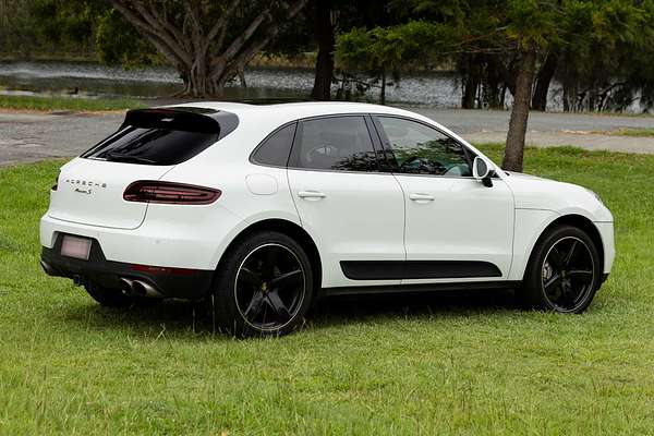 2016 Porsche Macan S 95B