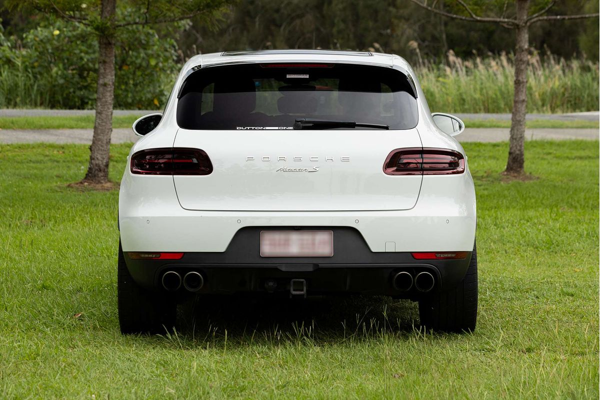 2016 Porsche Macan S 95B