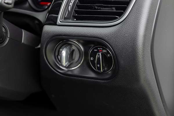 2016 Porsche Macan S 95B