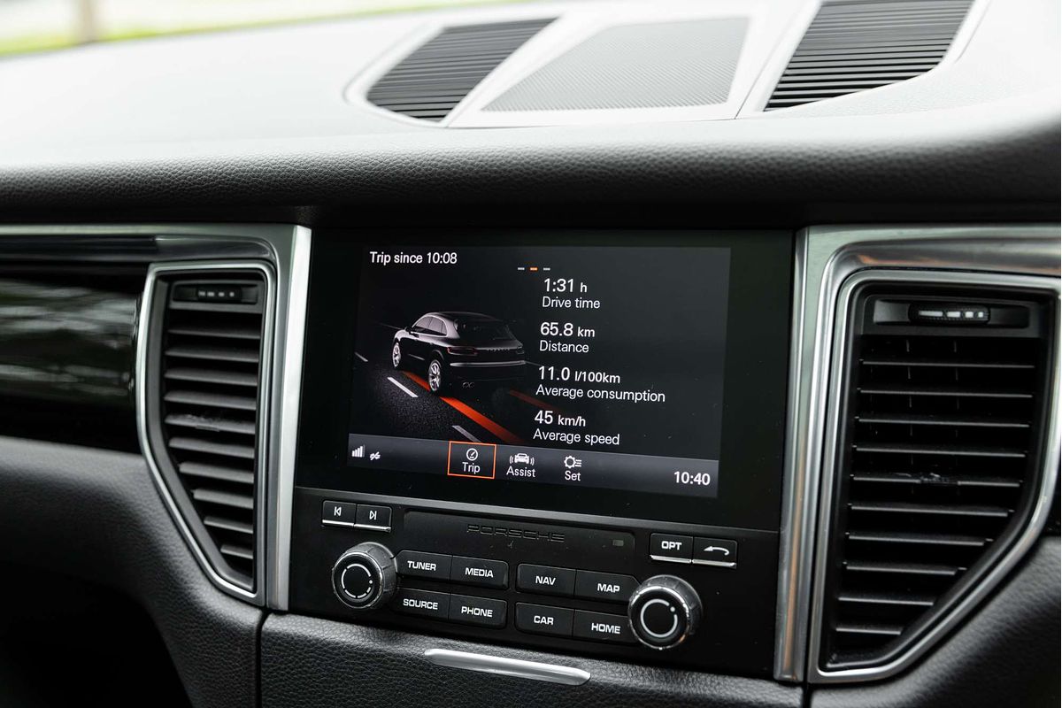 2016 Porsche Macan S 95B