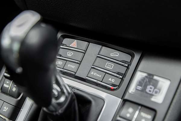 2016 Porsche Macan S 95B