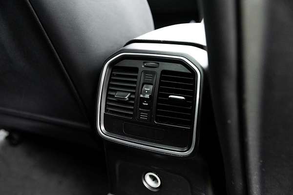 2016 Porsche Macan S 95B