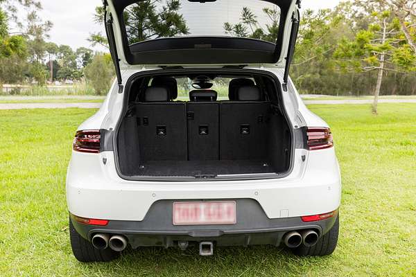 2016 Porsche Macan S 95B