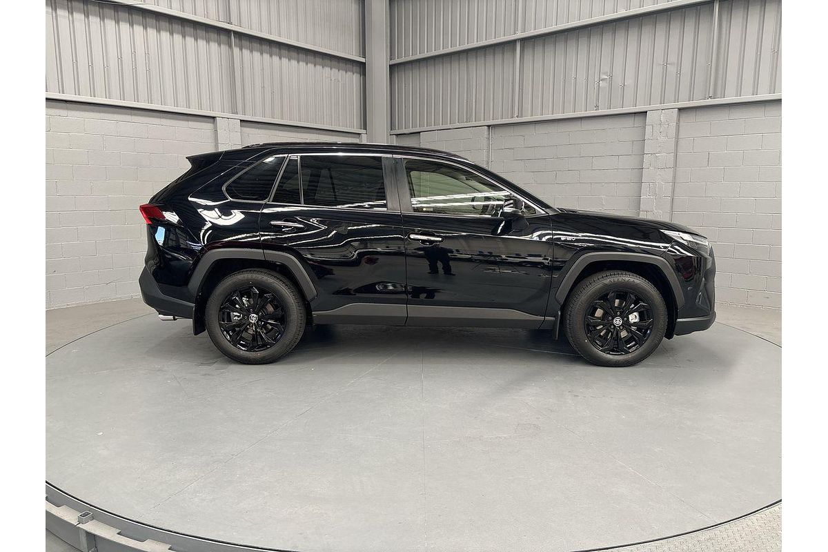 2025 Toyota RAV4 Cruiser AXAH52R