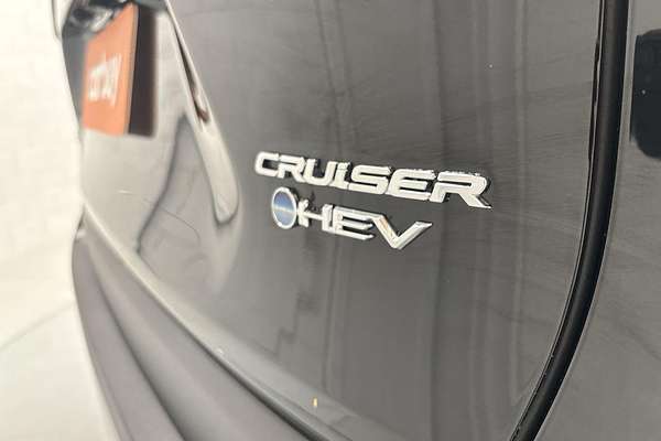 2025 Toyota RAV4 Cruiser AXAH52R