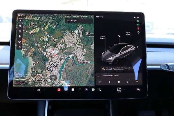 2019 Tesla Model 3 Performance