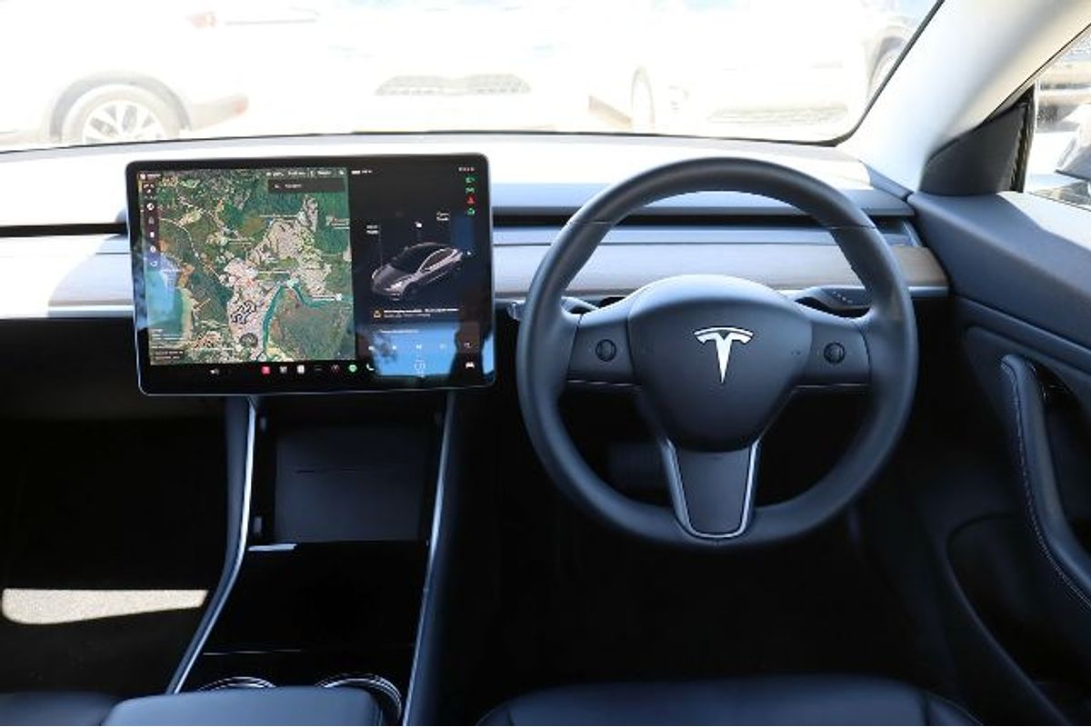 2019 Tesla Model 3 Performance