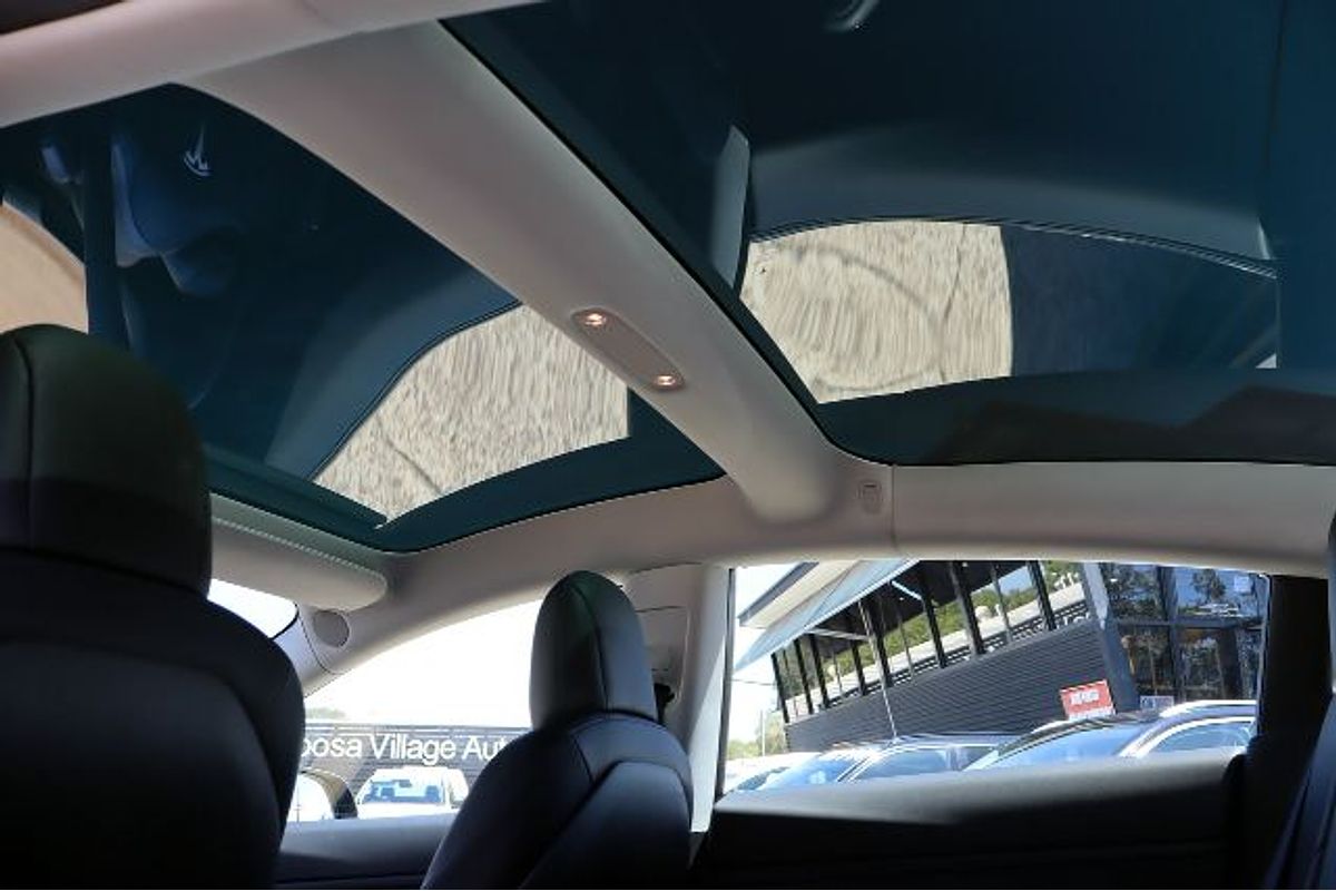 2019 Tesla Model 3 Performance