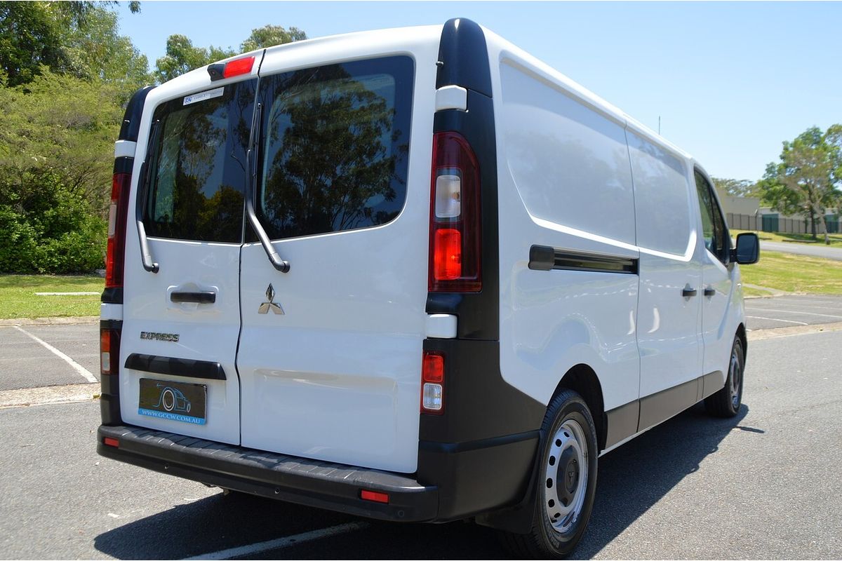 2020 Mitsubishi Express GLX SN LWB