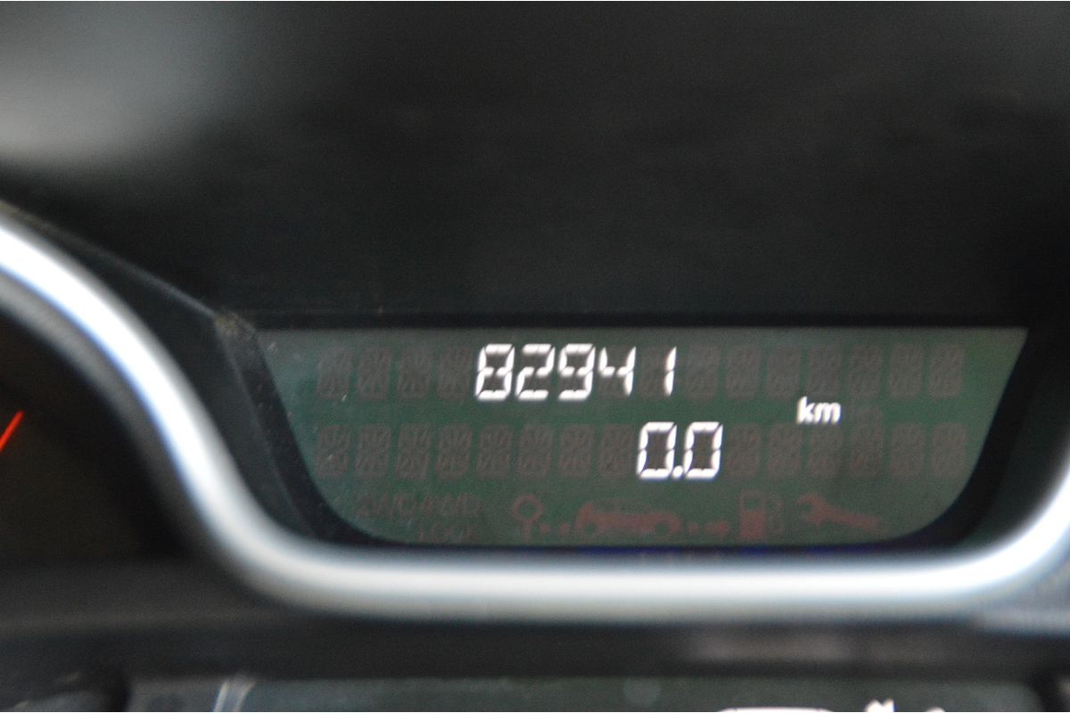 2020 Mitsubishi Express GLX SN LWB