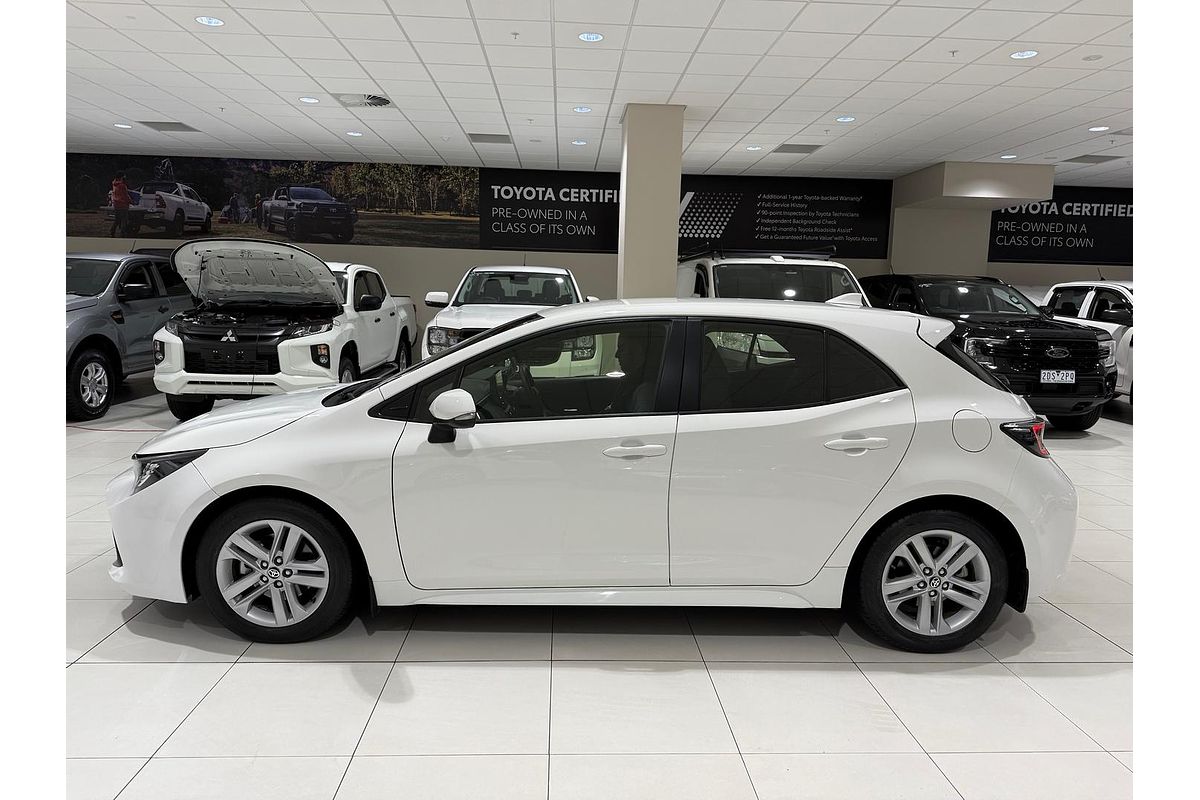 2018 Toyota Corolla Ascent Sport MZEA12R