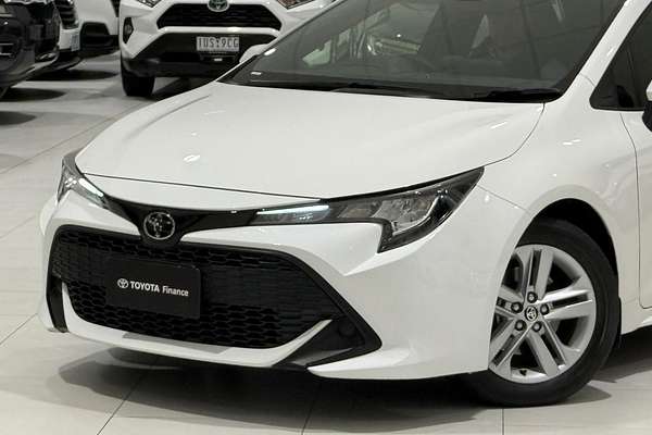 2018 Toyota Corolla Ascent Sport MZEA12R