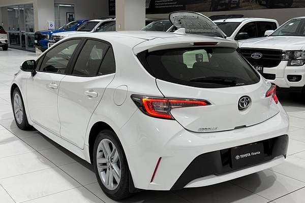 2018 Toyota Corolla Ascent Sport MZEA12R
