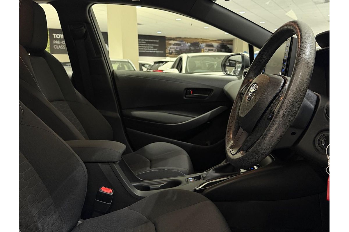 2018 Toyota Corolla Ascent Sport MZEA12R