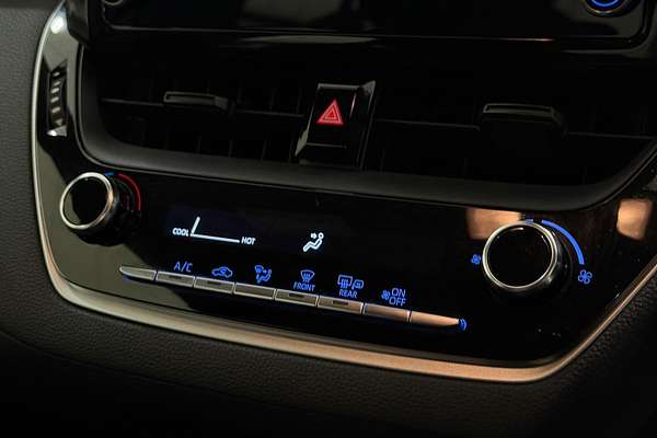 2018 Toyota Corolla Ascent Sport MZEA12R