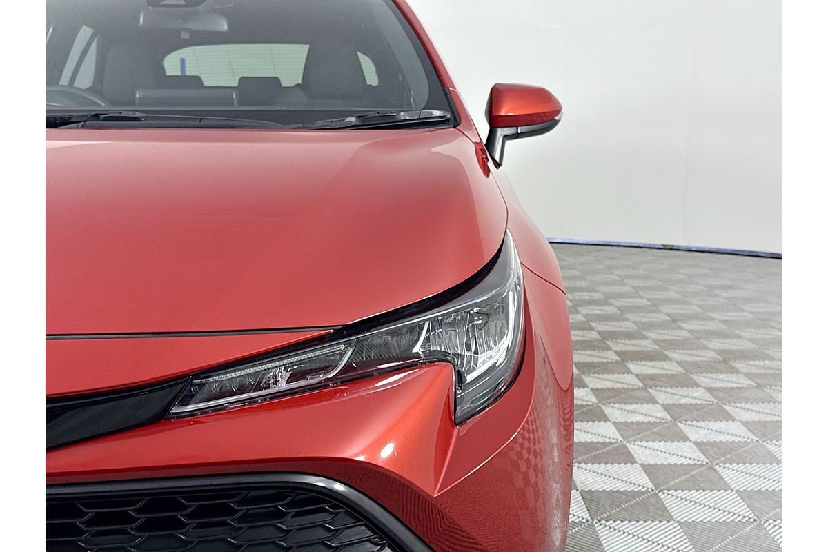 2019 Toyota Corolla SX Hybrid ZWE211R