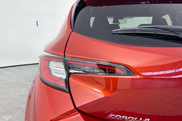 2019 Toyota Corolla SX Hybrid ZWE211R