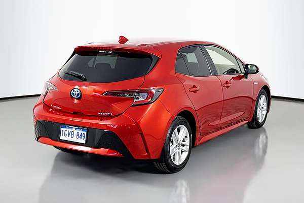 2019 Toyota Corolla SX Hybrid ZWE211R