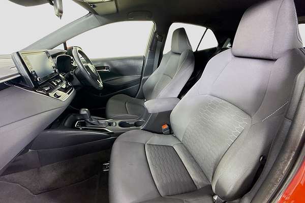 2019 Toyota Corolla SX Hybrid ZWE211R