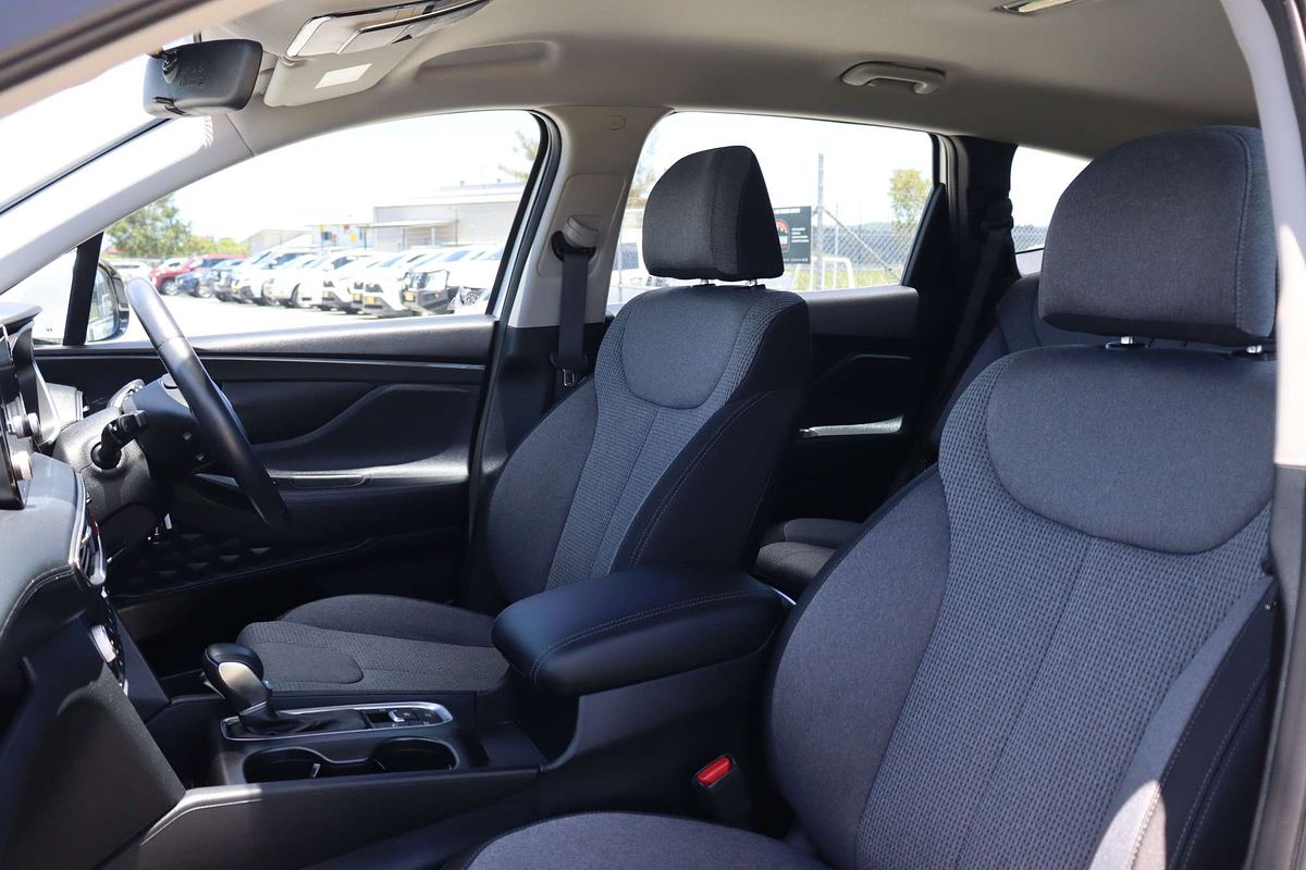 2021 Hyundai Santa Fe Active TM.V3