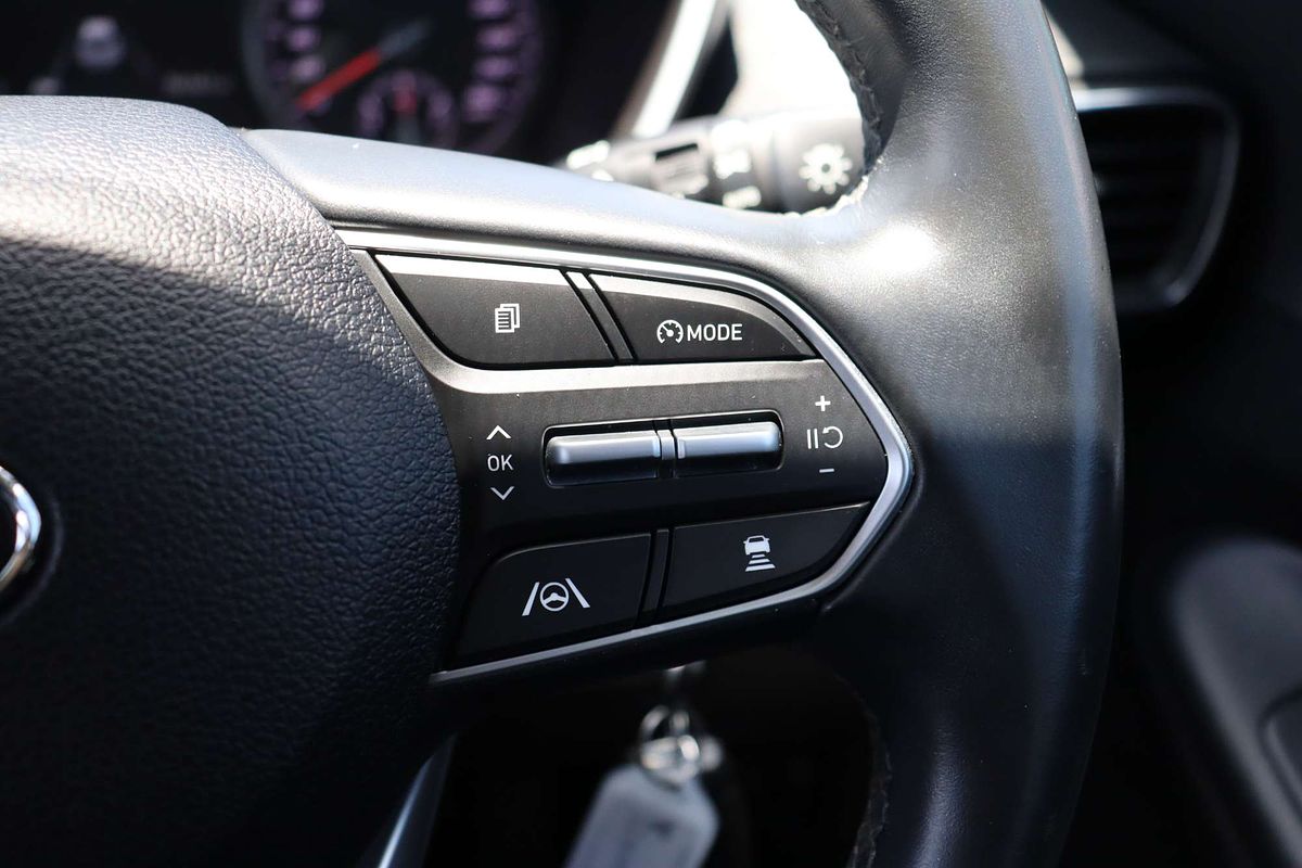 2021 Hyundai Santa Fe Active TM.V3