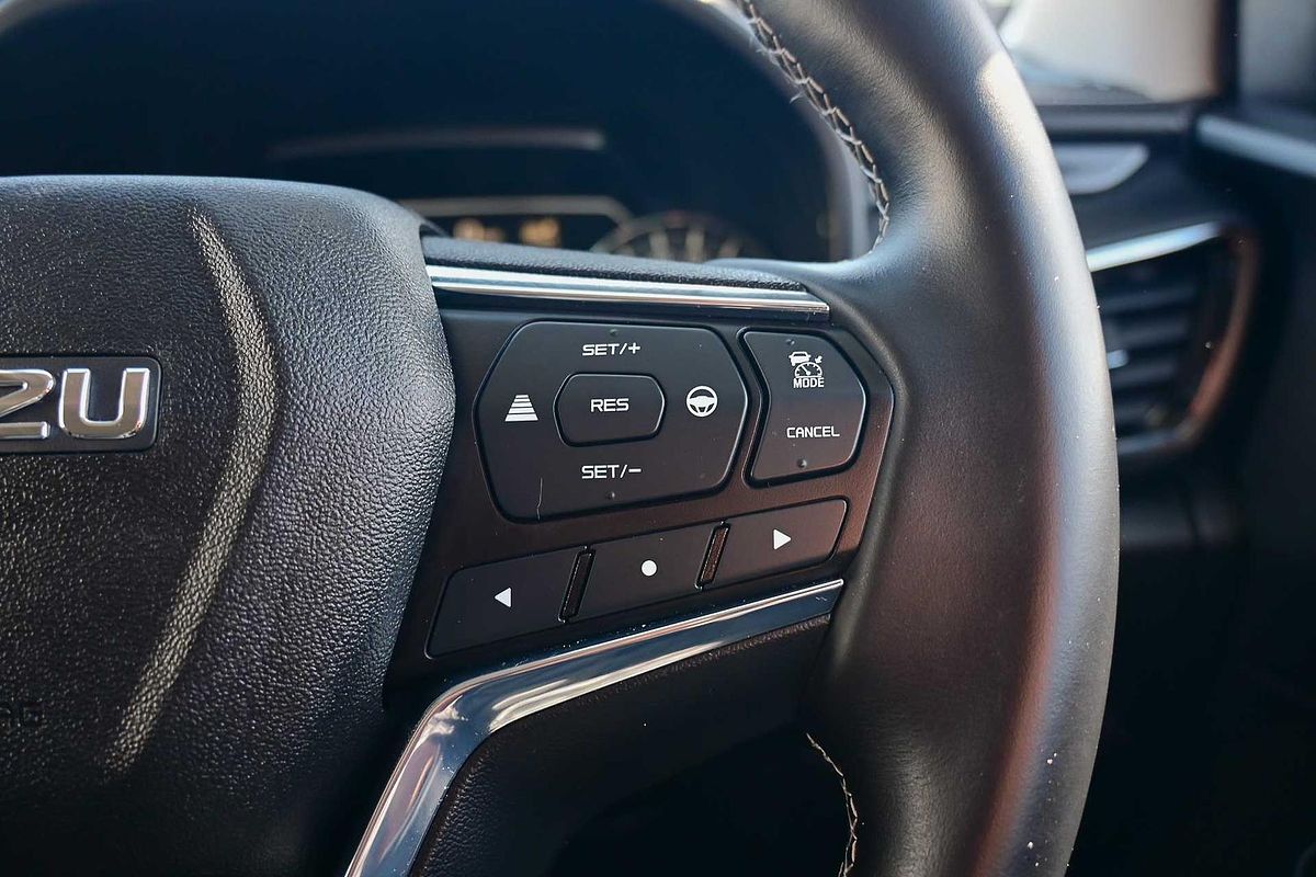 2024 Isuzu MU-X LS-U