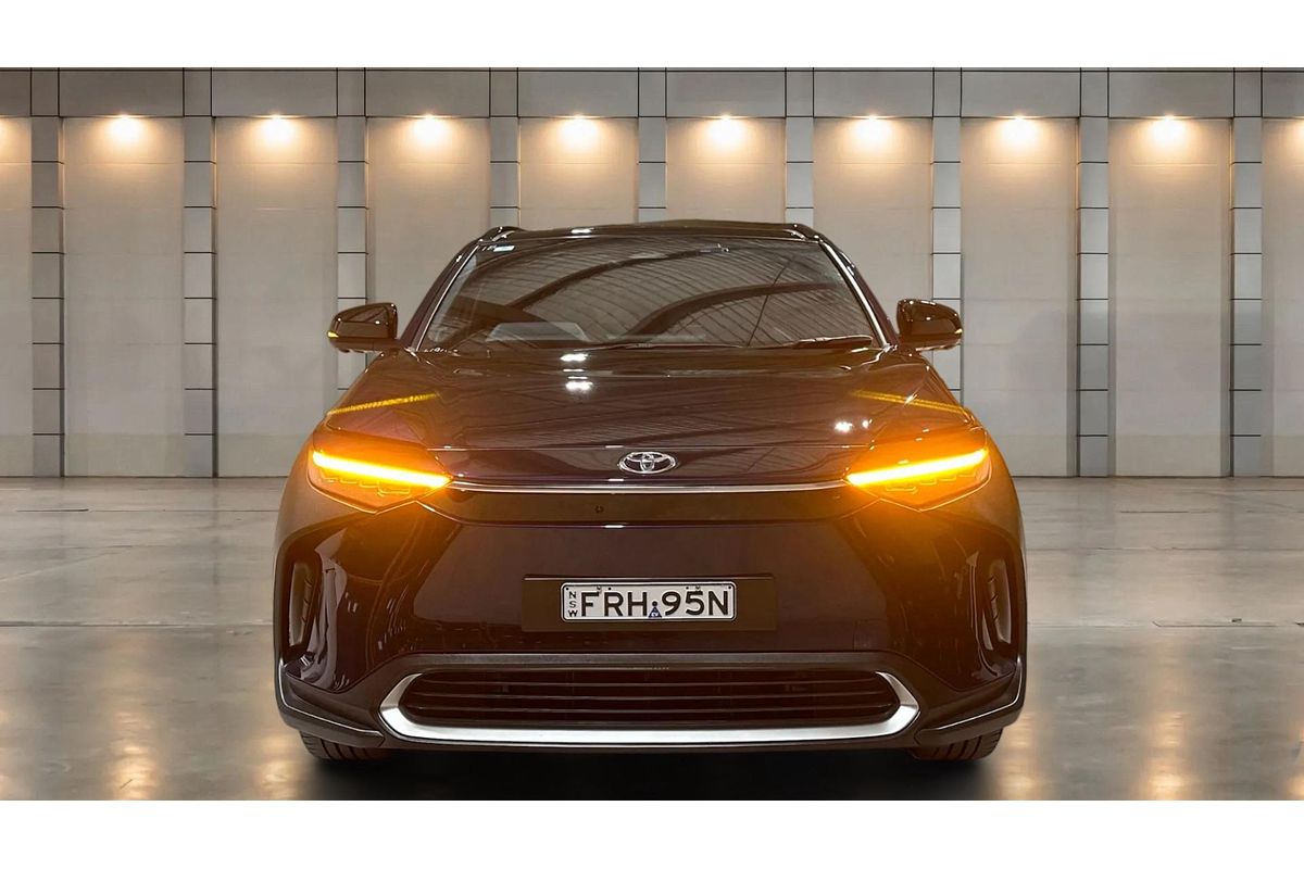 2024 Toyota bZ4X YEAM15R