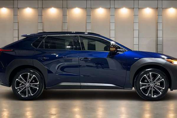 2024 Toyota bZ4X YEAM15R