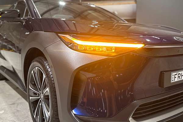2024 Toyota bZ4X YEAM15R