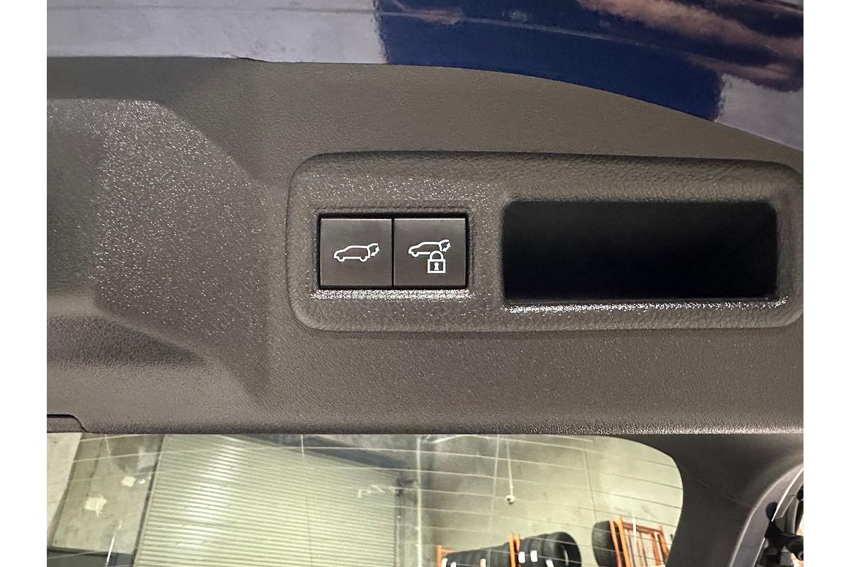 2024 Toyota bZ4X YEAM15R