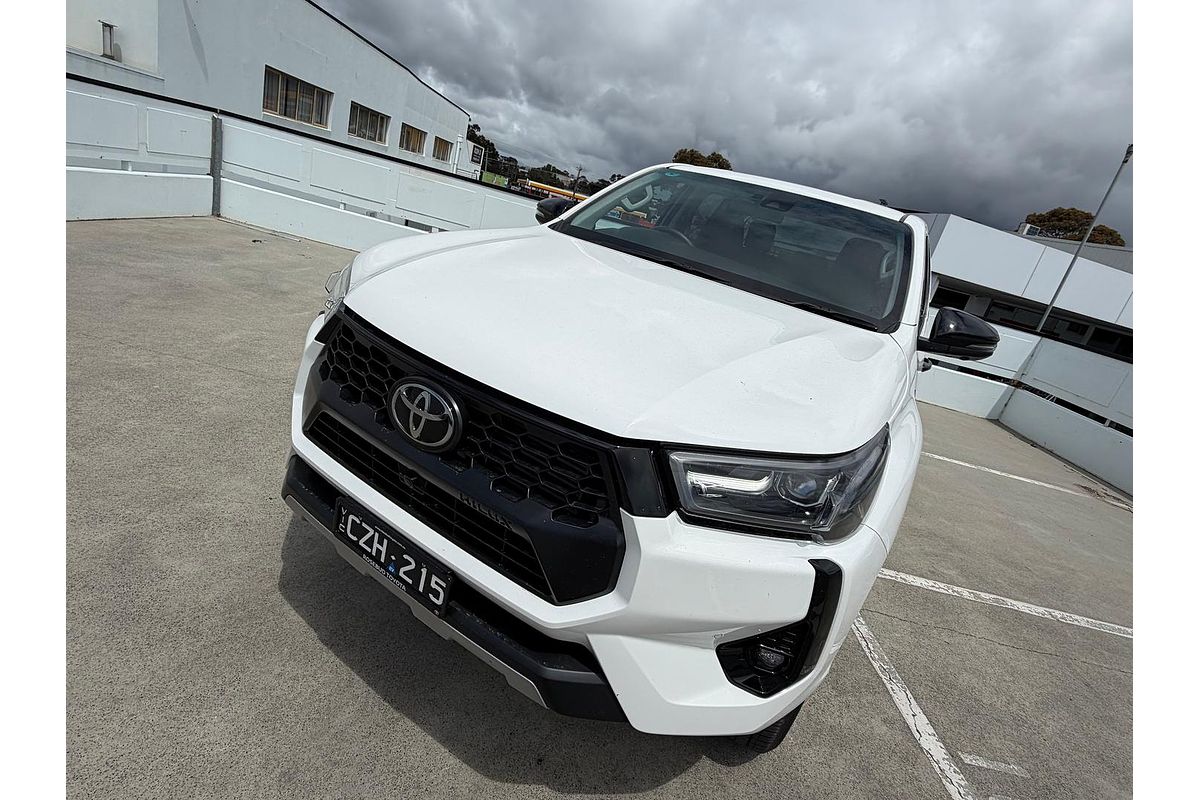 2024 Toyota Hilux SR5 48V GUN126R 4X4
